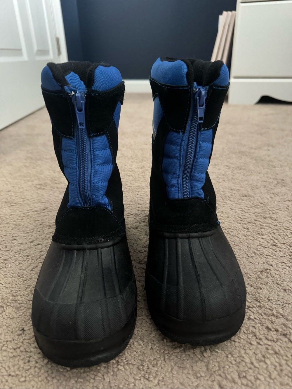 totes Kids Black and Blue Insulated Winter Boots